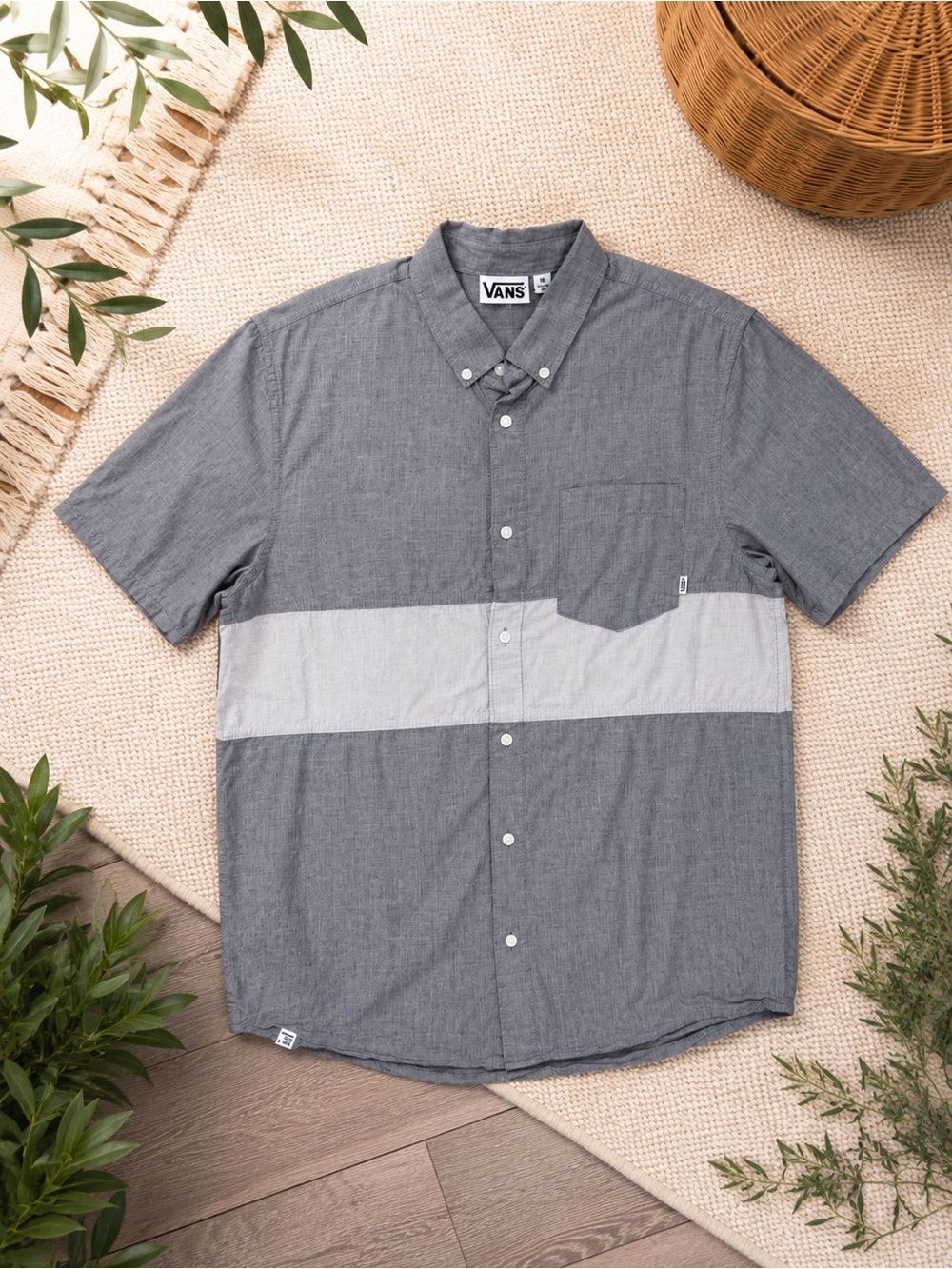 Vans Men’s Off The Wall Gray Color block Button Down Shirt Short Sleeve Size Med